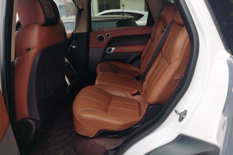 Used Land Rover Range Sport 2015 3.0 SC V6 HSE DYNAMIC Interior 4