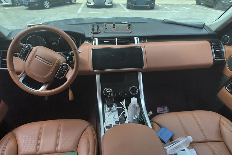 Used Land Rover Range Sport  Center Console