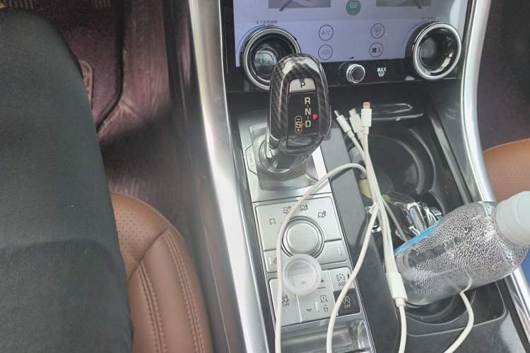 Used Land Rover Range Sport  Gear Lever