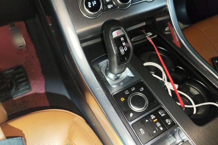 Used Land Rover Range Sport 2015 3.0 SC V6 HSE DYNAMIC Gear Lever