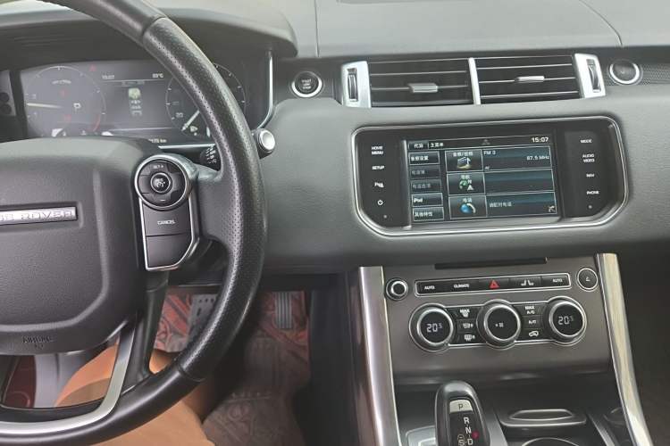 Used Land Rover Range Sport  Audio And AC Panel