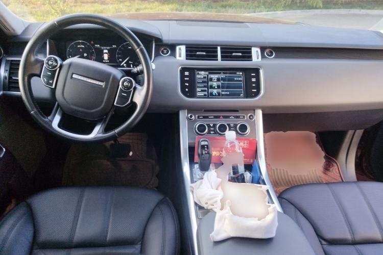 Used Land Rover Range Sport  Center Console