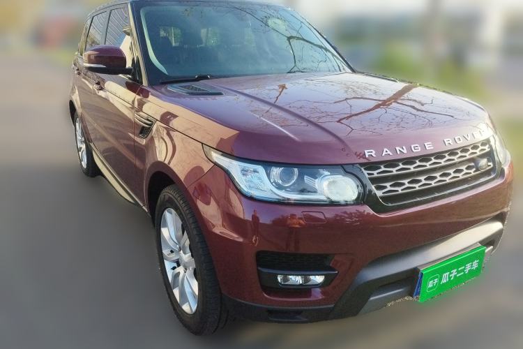 Used Land Rover Range Sport  Front Right 45 Deg