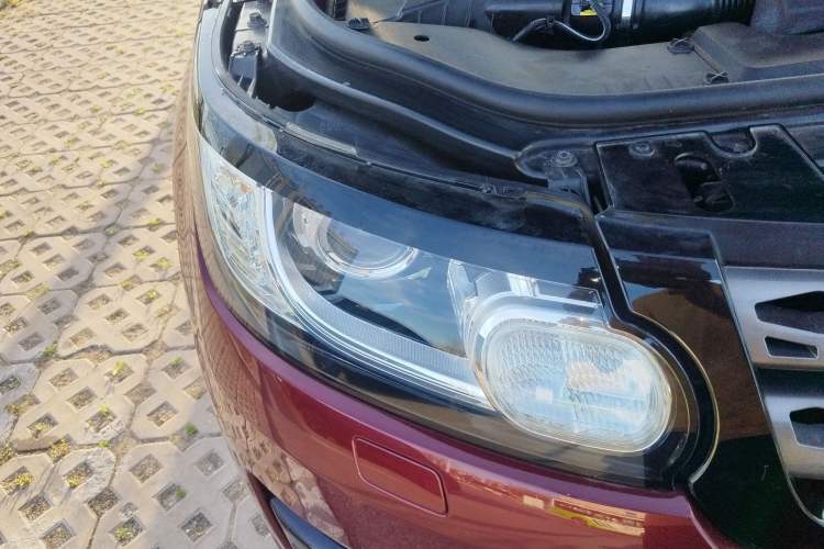 Used Land Rover Range Sport  Right Front Headlight