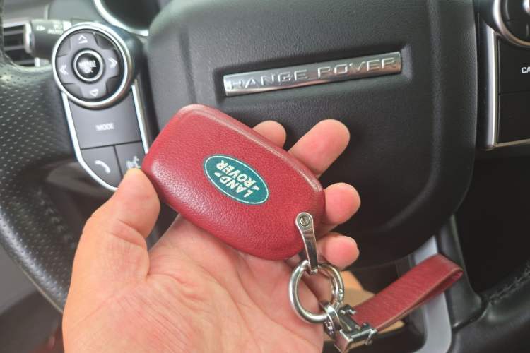 Used Land Rover Range Sport  Vehicle Key