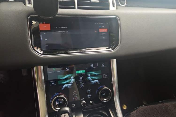 Used Land Rover Range Sport  Audio And AC Panel