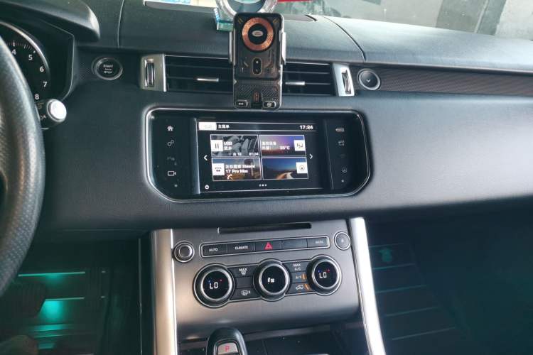 Used Land Rover Range Sport 2015 3.0 SC V6 HSE DYNAMIC Audio And AC Panel