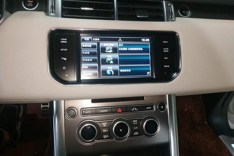 Used Land Rover Range Sport 2015 3.0 SC V6 HSE DYNAMIC Audio And AC Panel