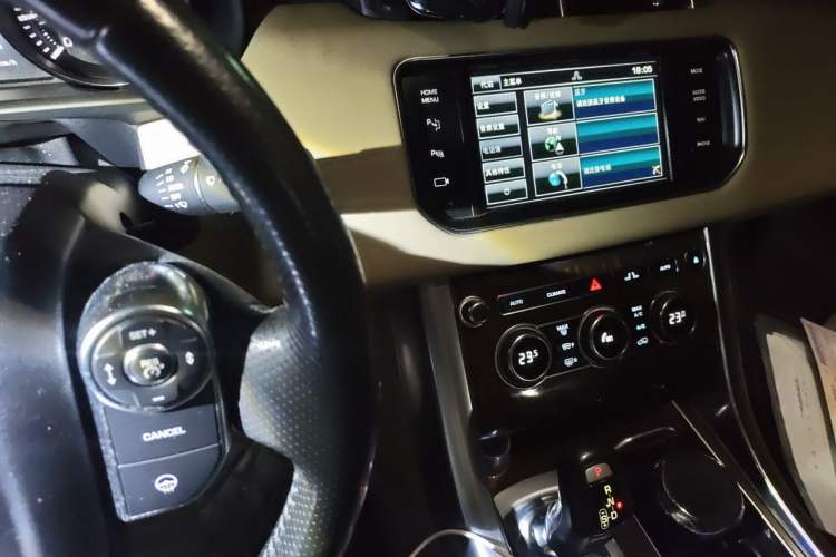 Used Land Rover Range Sport  Audio And AC Panel