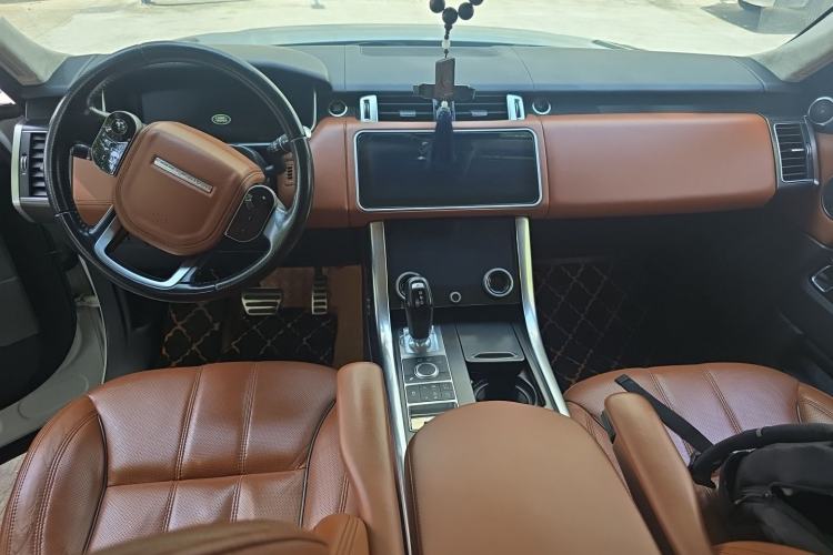 Used Land Rover Range Sport 2015 3.0 SC V6 HSE DYNAMIC Center Console