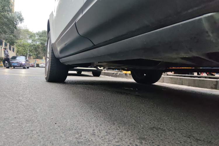 Used Land Rover Range Sport 2015 3.0 SDV6 HSE Chassis Rear Left