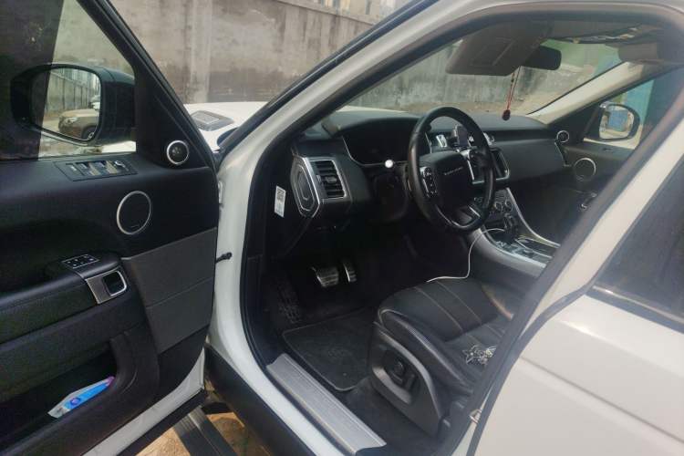 Used Land Rover Range Sport 2015 3.0 SC V6 HSE DYNAMIC Driver Seat