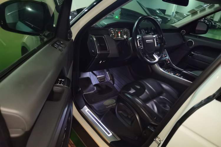 Used Land Rover Range Sport 2015 3.0 SC V6 HSE DYNAMIC Driver Seat