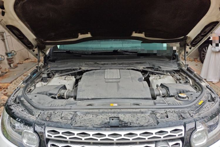 Used Land Rover Range Sport 2015 3.0 SC V6 HSE Engine Bay