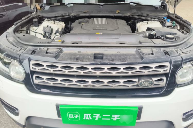 Used Land Rover Range Sport 2015 3.0 SDV6 HSE Engine Bay