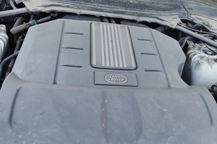 Used Land Rover Range Sport 2015 3.0 SC V6 HSE Engine Bay