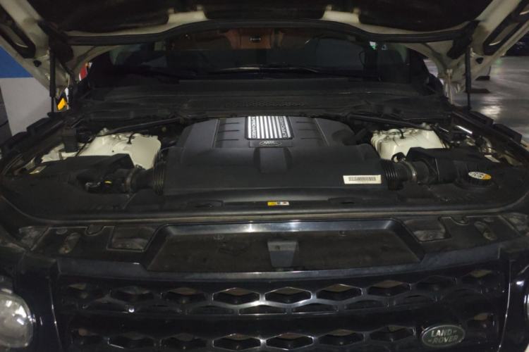 Used Land Rover Range Sport 2015 3.0 SC V6 HSE DYNAMIC Engine Bay
