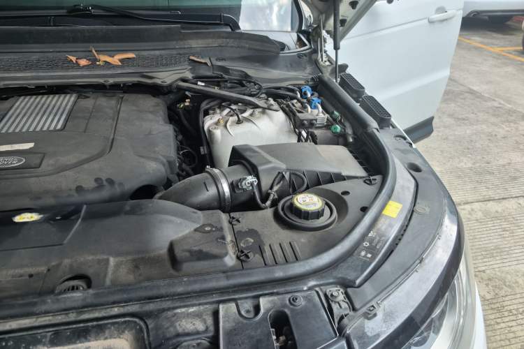 Used Land Rover Range Sport  Engine Bay Left