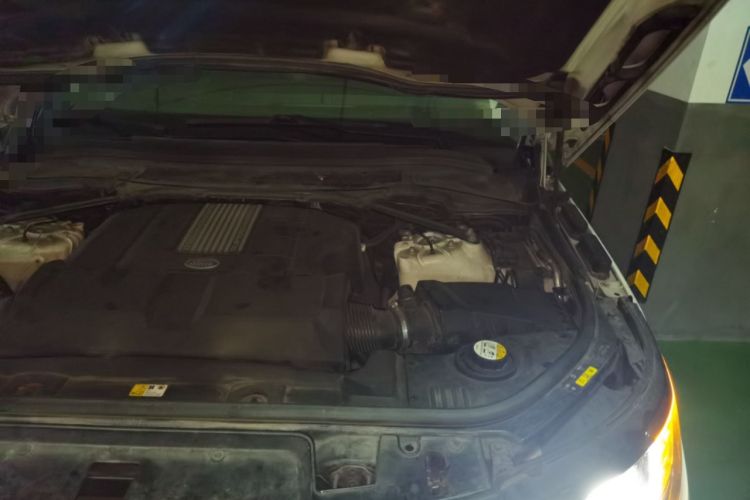 Used Land Rover Range Sport 2015 3.0 SC V6 HSE DYNAMIC Engine Bay Left