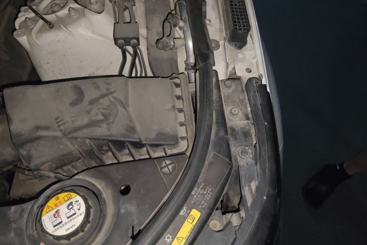 Used Land Rover Range Sport 2015 3.0 SC V6 HSE Engine Bay Left