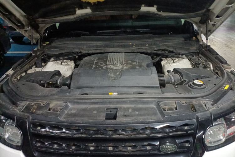 Used Land Rover Range Sport 2015 3.0 SC V6 HSE Engine Bay