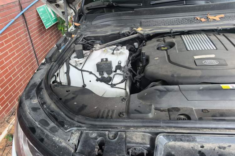 Used Land Rover Range Sport  Engine Bay Right