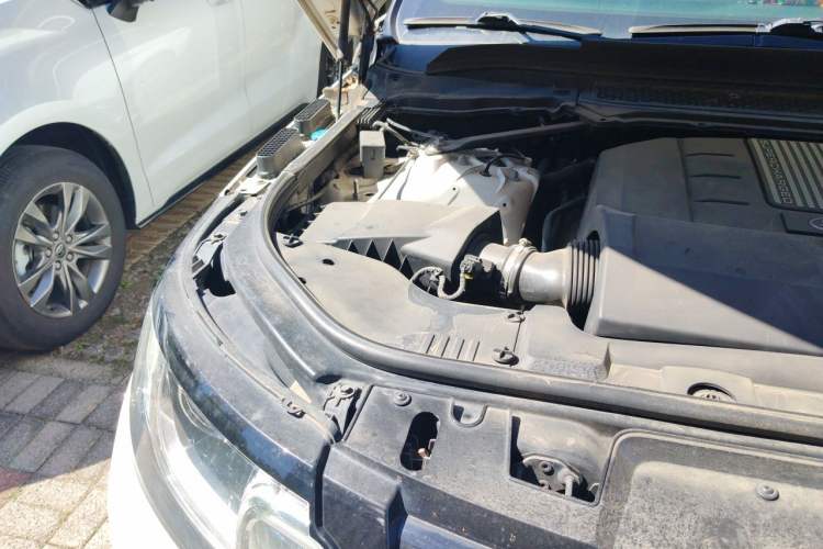 Used Land Rover Range Sport 2015 3.0 SC V6 HSE DYNAMIC Engine Bay Right