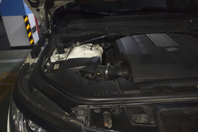 Used Land Rover Range Sport 2015 3.0 SC V6 HSE DYNAMIC Engine Bay Right