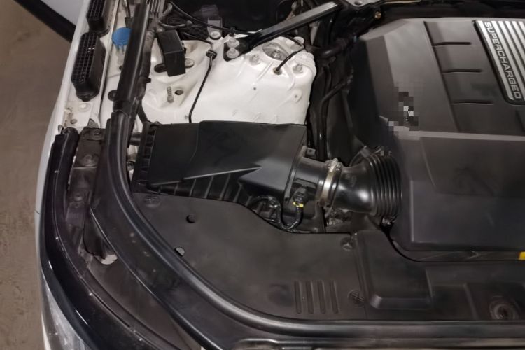 Used Land Rover Range Sport 2015 3.0 SC V6 HSE DYNAMIC Engine Bay Right