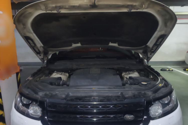 Used Land Rover Range Sport 2015 3.0 SC V6 HSE DYNAMIC Engine Bay