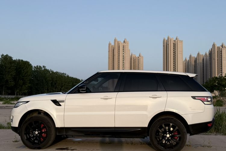 Used Land Rover Range Sport 2015 3.0 SDV6 HSE Exterior 3