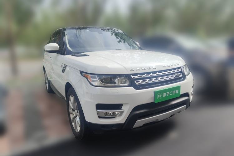 Used Land Rover Range Sport  Front Right 45 Deg