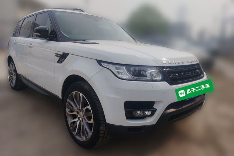 Used Land Rover Range Sport 2015 3.0 SC V6 HSE DYNAMIC Front Right 45 Deg
