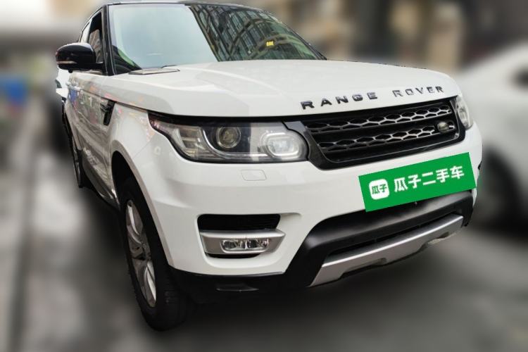 Used Land Rover Range Sport 2015 3.0 SDV6 HSE Front Right 45 Deg