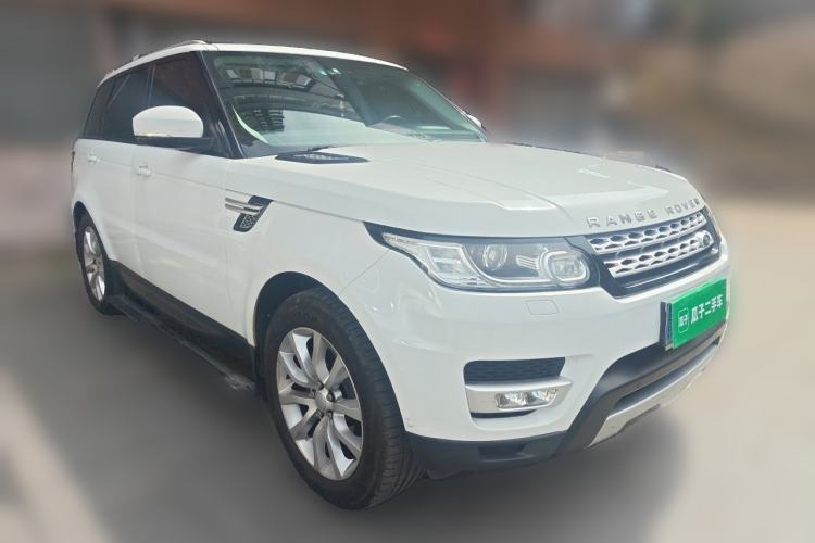 Used Land Rover Range Sport 2015 3.0 SC V6 HSE Front Right 45 Deg