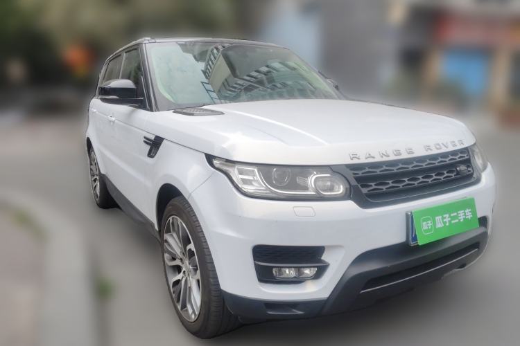 Used Land Rover Range Sport 2015 3.0 SC V6 HSE DYNAMIC Front Right 45 Deg