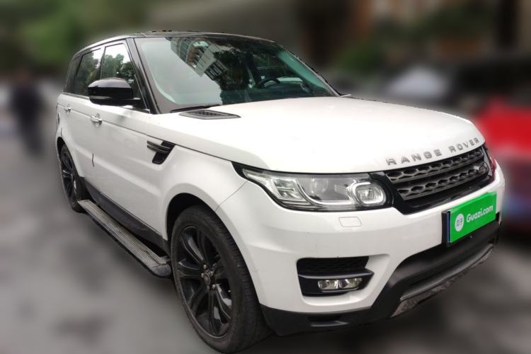 Used Land Rover Range Sport  Front Right 45 Deg