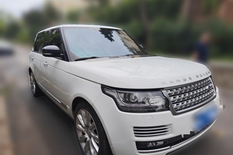 Used Land Rover Range Sport  Front Right 45 Deg