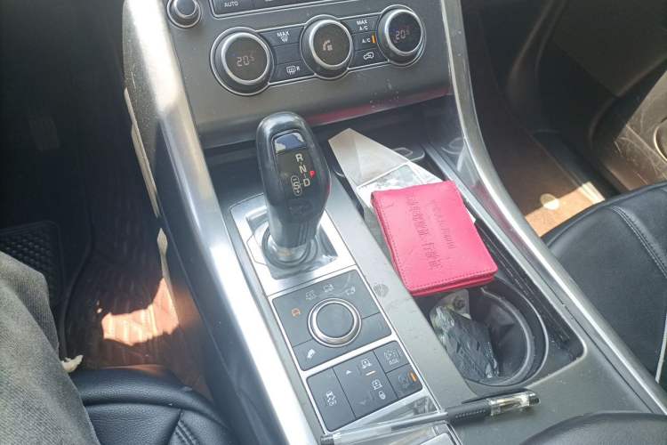 Used Land Rover Range Sport  Gear Lever