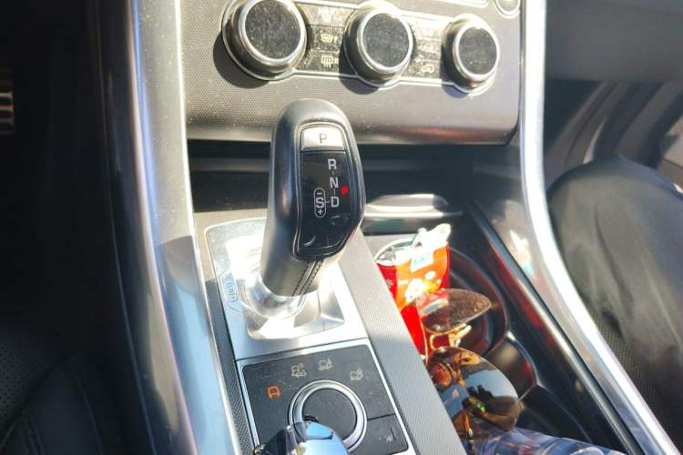 Used Land Rover Range Sport 2015 3.0 SC V6 HSE DYNAMIC Gear Lever