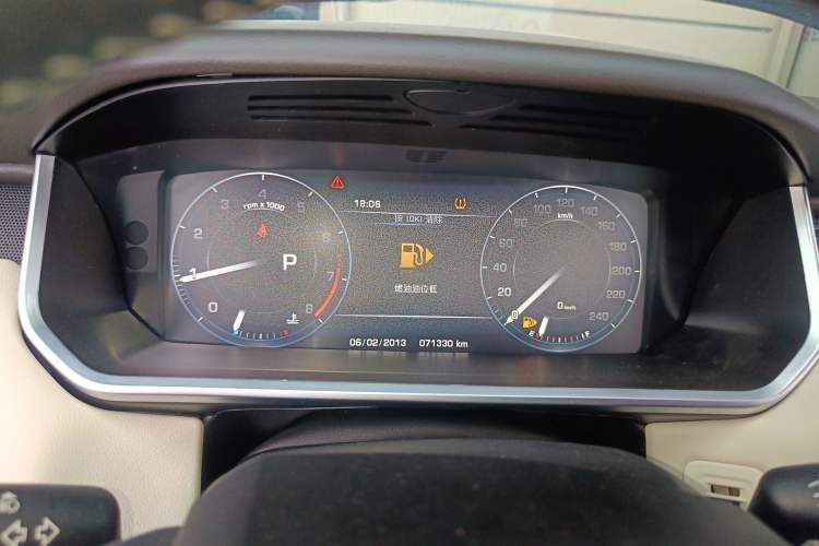 Used Land Rover Range Sport 2015 3.0 SC V6 HSE Instrument Cluster