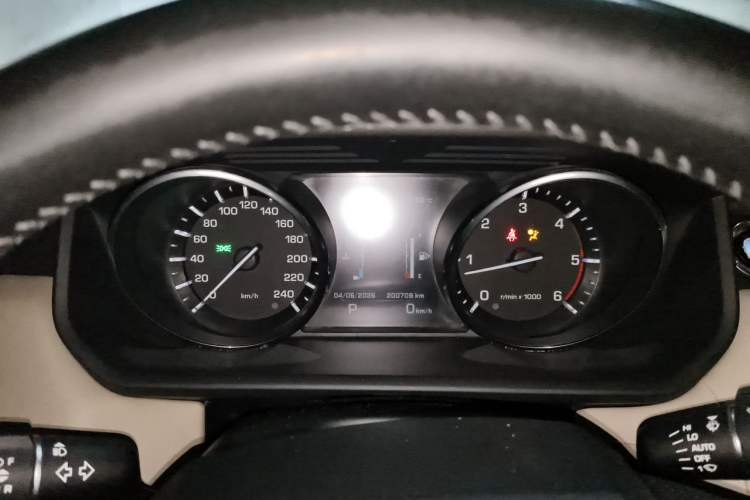 Used Land Rover Range Sport 2015 3.0 SDV6 HSE Instrument Cluster