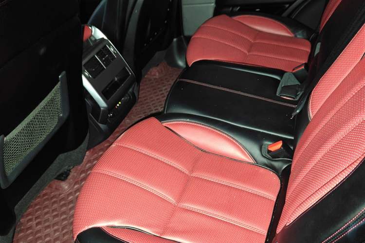 Used Land Rover Range Sport 2015 3.0 SC V6 HSE DYNAMIC Interior 1