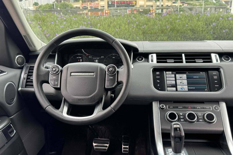Used Land Rover Range Sport 2015 3.0 SDV6 HSE DYNAMIC Interior 2