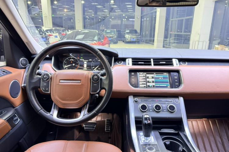 Used Land Rover Range Sport 2015 3.0 SC V6 HSE DYNAMIC Interior 2