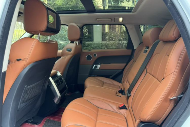 Used Land Rover Range Sport 2015 3.0 SC V6 HSE DYNAMIC Interior 3