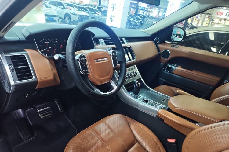 Used Land Rover Range Sport 2015 3.0 SC V6 HSE DYNAMIC Interior 5