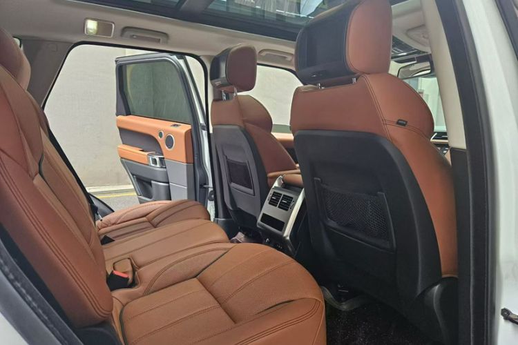 Used Land Rover Range Sport 2015 3.0 SC V6 HSE DYNAMIC Interior 5