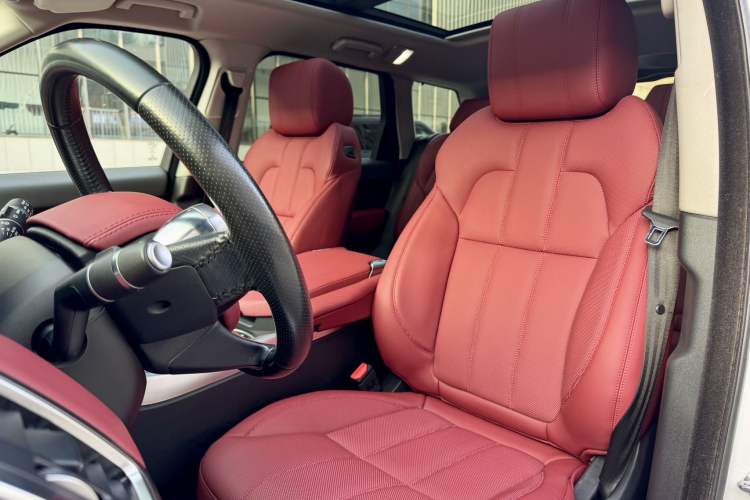 Used Land Rover Range Sport 2015 3.0 SC V6 HSE DYNAMIC Interior 6
