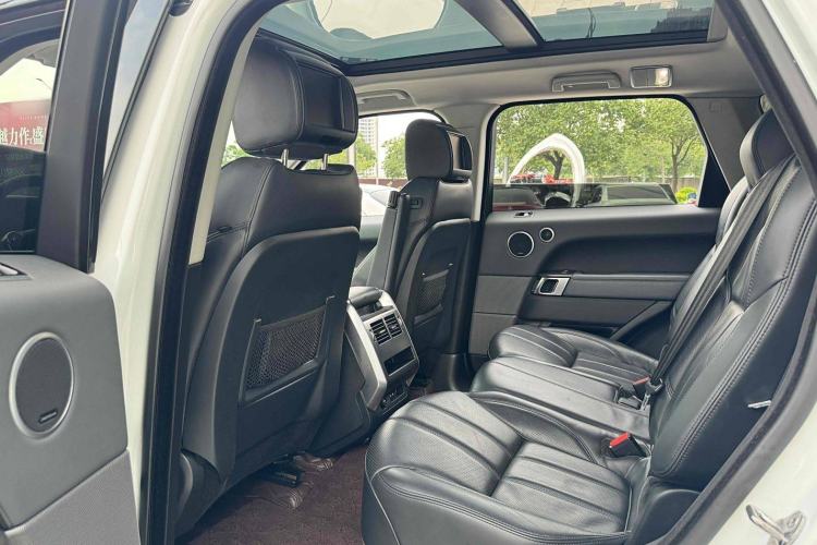 Used Land Rover Range Sport 2015 3.0 SDV6 HSE DYNAMIC Interior 6